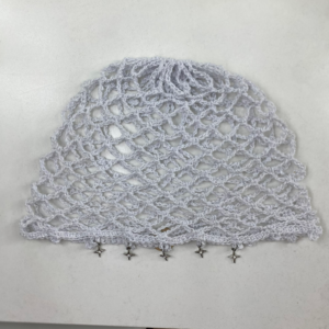 Mesh Hat Diamante Blanco con Plateado con Aplicaciones de Estrellitas Plata