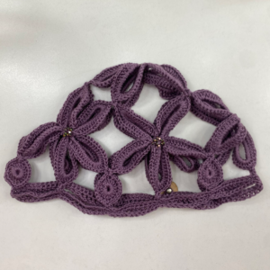 Mesh Hat Flor Morado con Mostacillas